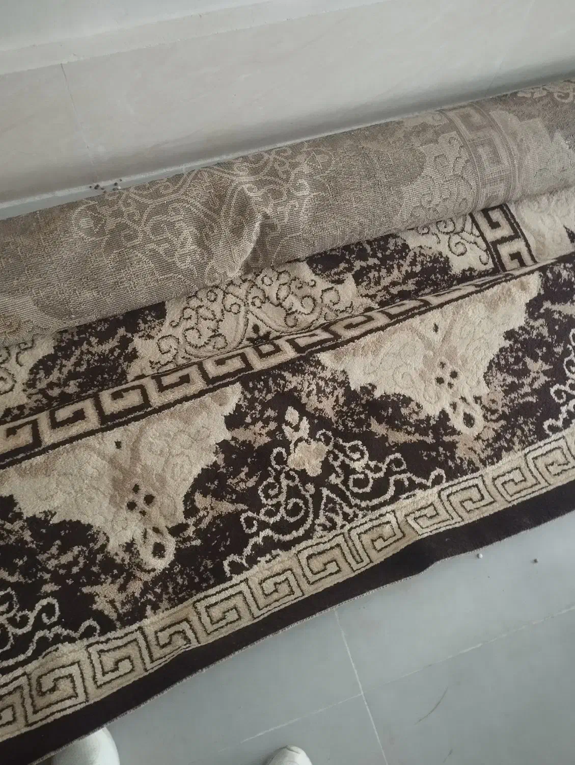 دو عدد گلیم|گلیم، جاجیم، گبه|مهاباد (آذربایجان غربی), |دیوار