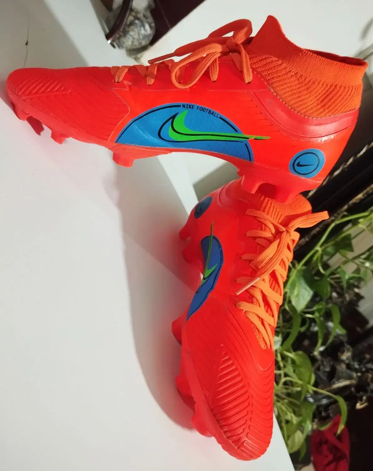 کفش فوتبالی|کیف، کفش، کمربند|گنبد کاووس, |دیوار