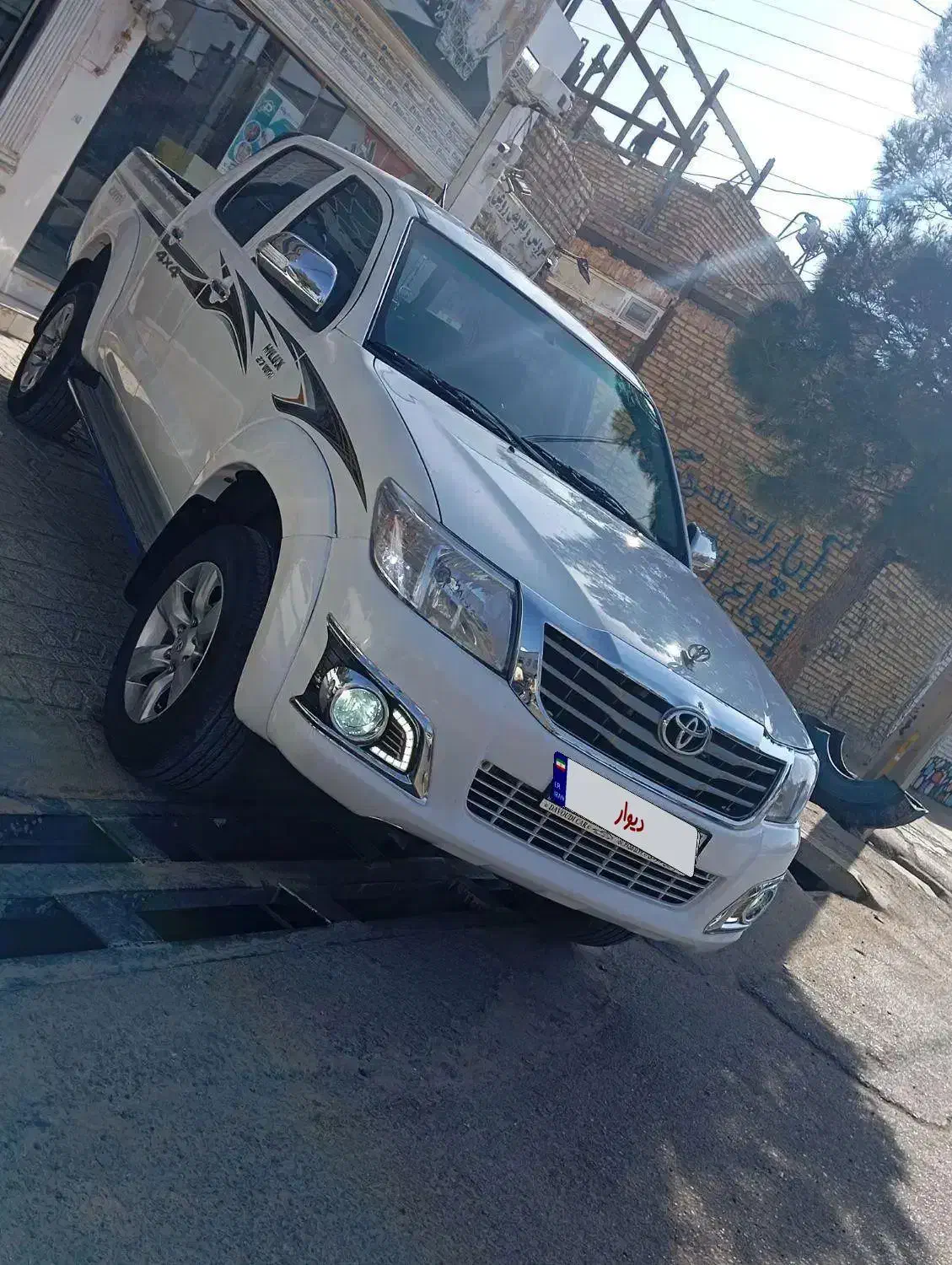 دو دستگاه تویوتا هایلوکس مدل2013و2006|خودرو سواری و وانت|مشهد, رضاشهر|دیوار
