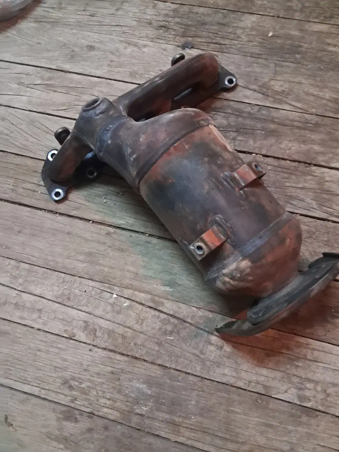 فروش کاتالیزور سواری بسترن B30|قطعات یدکی و لوازم جانبی|شیراز, غدیر جنوبی|دیوار