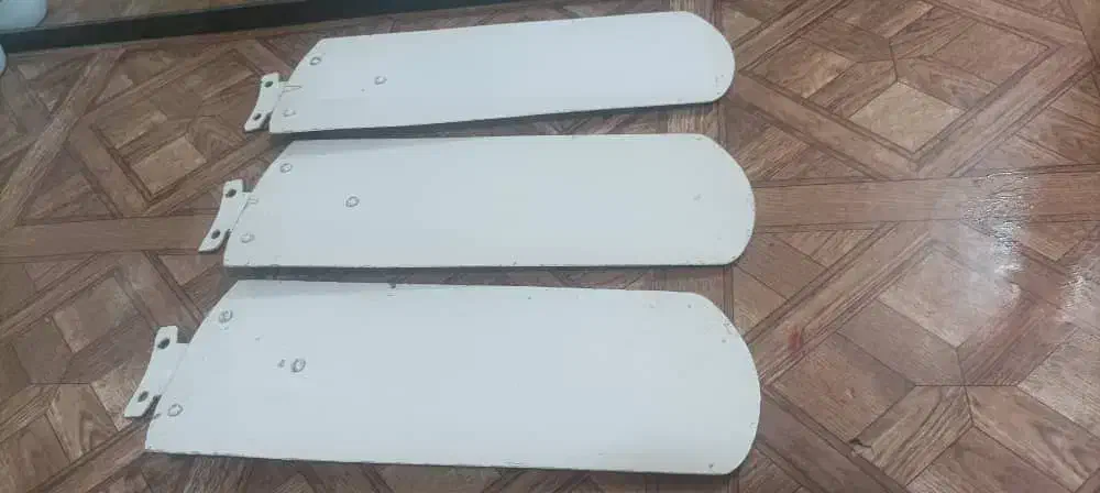 پنکه سقفی و پیکنیک یک قلو و میز تلویزیون سالم|پنکه و تصفیهکنندهٔ هوا|زابل, |دیوار