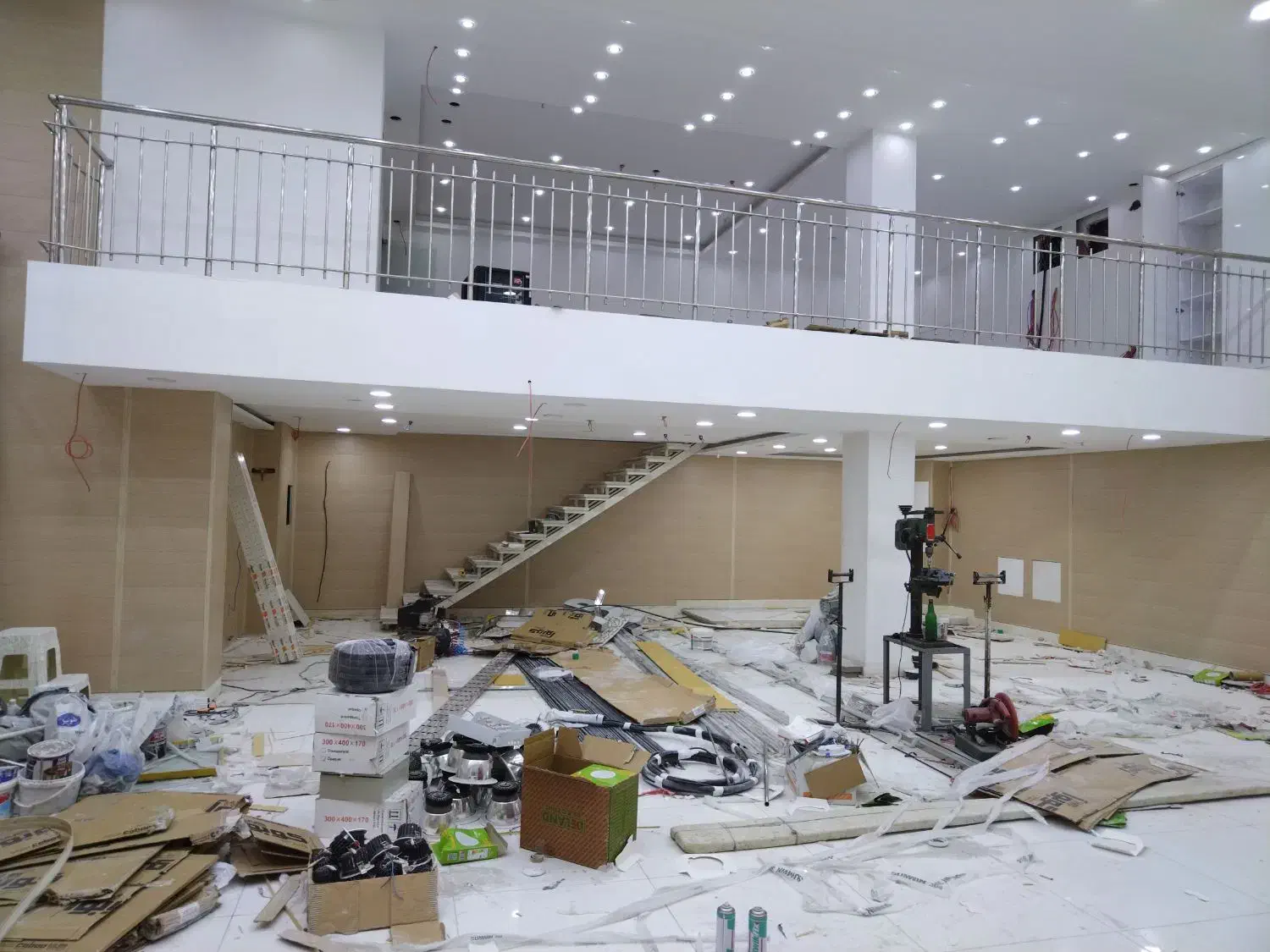 طراحی اجرا و نصب دکوراسیون داخلی|خدمات پیشه و مهارت|همدان, |دیوار