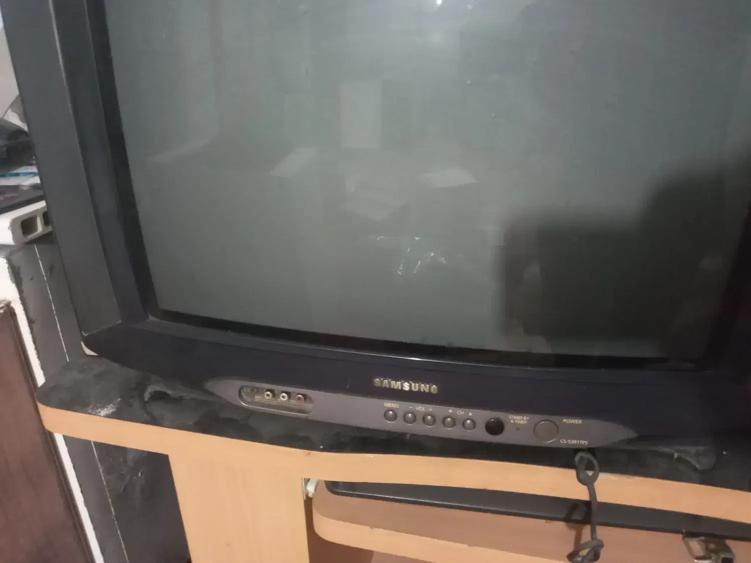 تلویزیون ۲۴ اینچ|تلویزیون و پروژکتور|شیراز, رکنآباد|دیوار