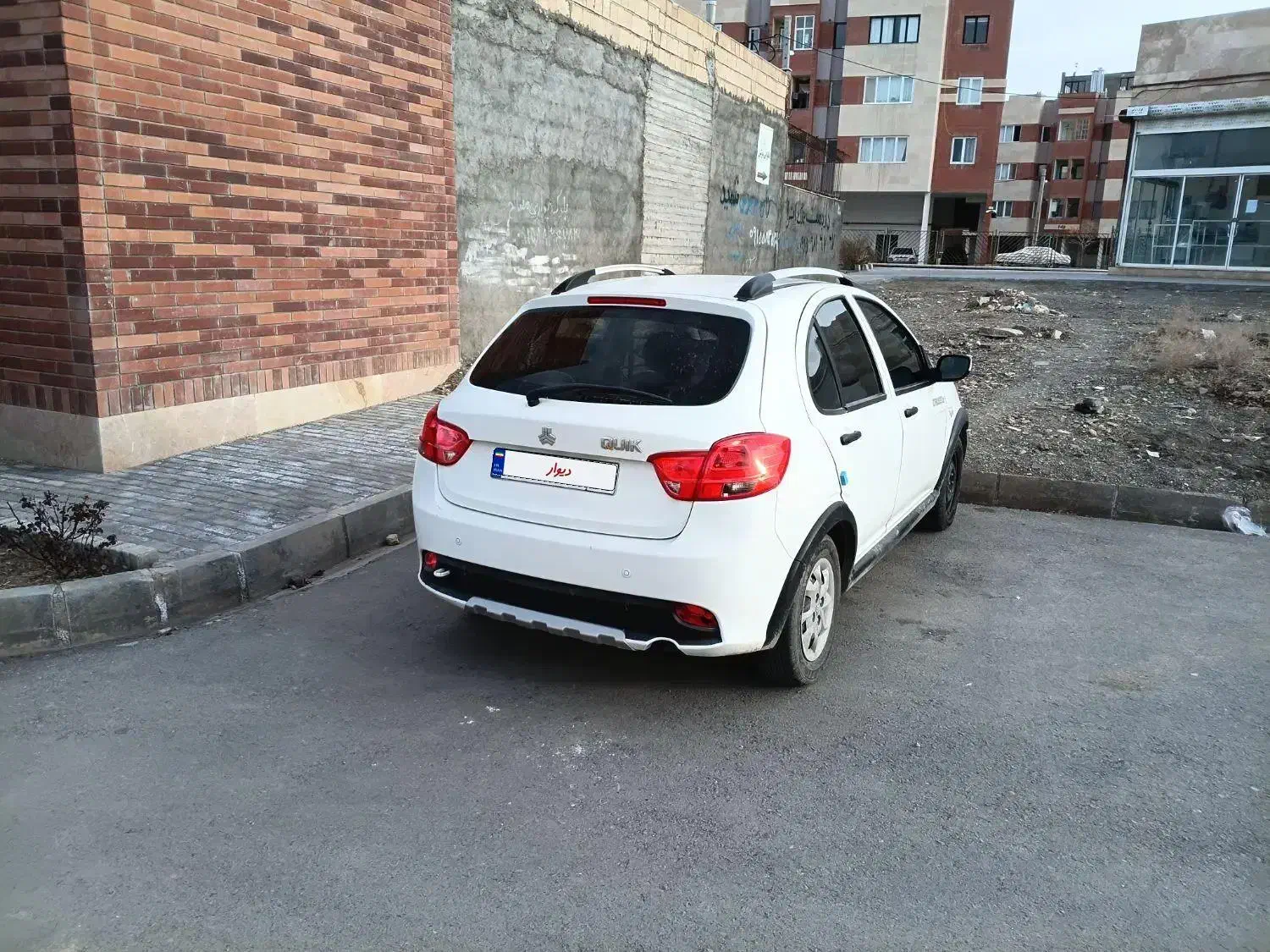 کوییک ۱۴۰۰ کارمندی|خودرو سواری و وانت|مشهد, اقبال|دیوار