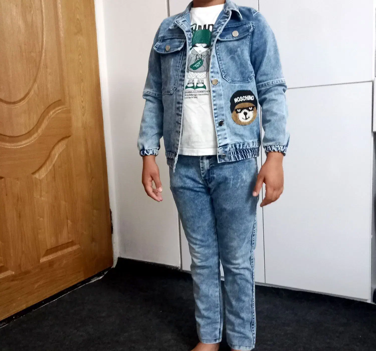 سِتِ سه تیکه لی اسپرت|کفش و لباس بچه|قرچک, پویینک|دیوار