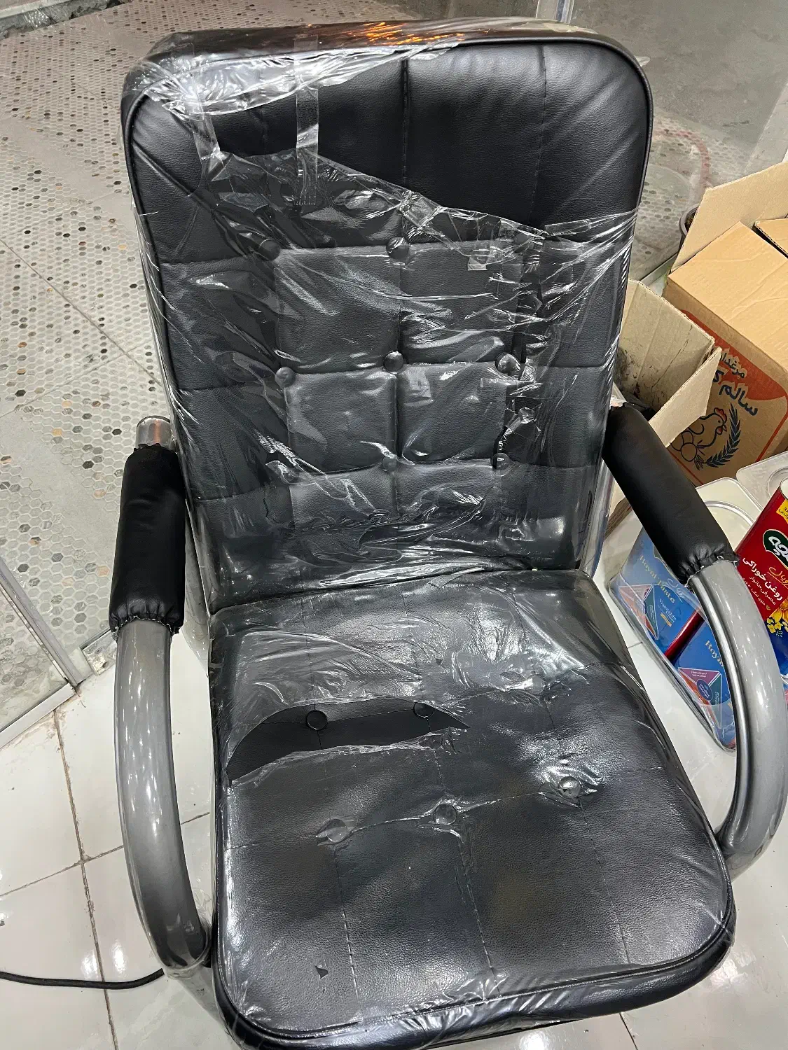 صندلی|صندلی و نیمکت|ایلام, |دیوار