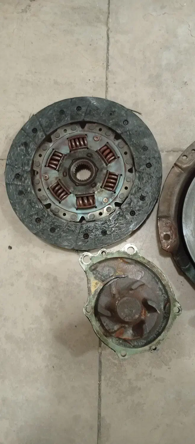 دیسک و صفحه نیسان و واتر پمپ نیسان|قطعات یدکی و لوازم جانبی|تهران, کاج|دیوار