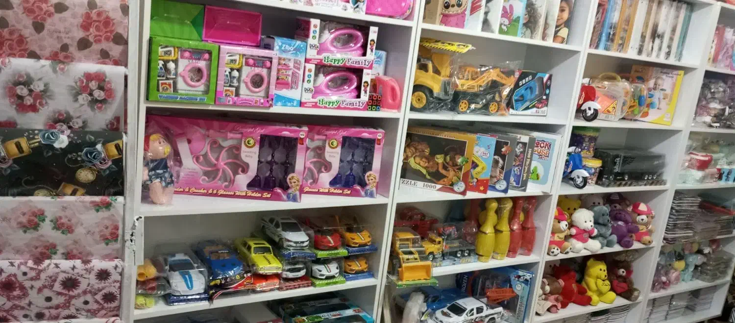 فروش انواع اسباب بازی و بازی فکری در سه قیمت|اسباببازی|آباده, |دیوار