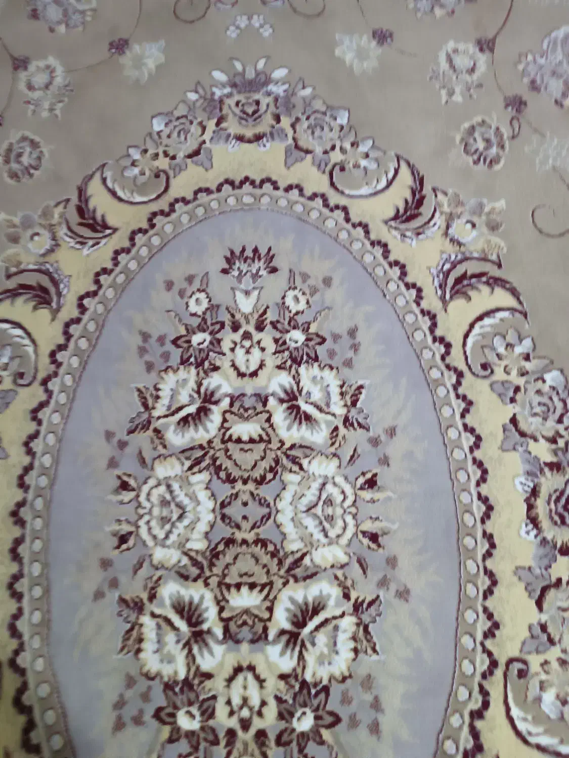 تو تخته فرش ۱۲متری به رنگ گردویی|فرش|الوند, |دیوار