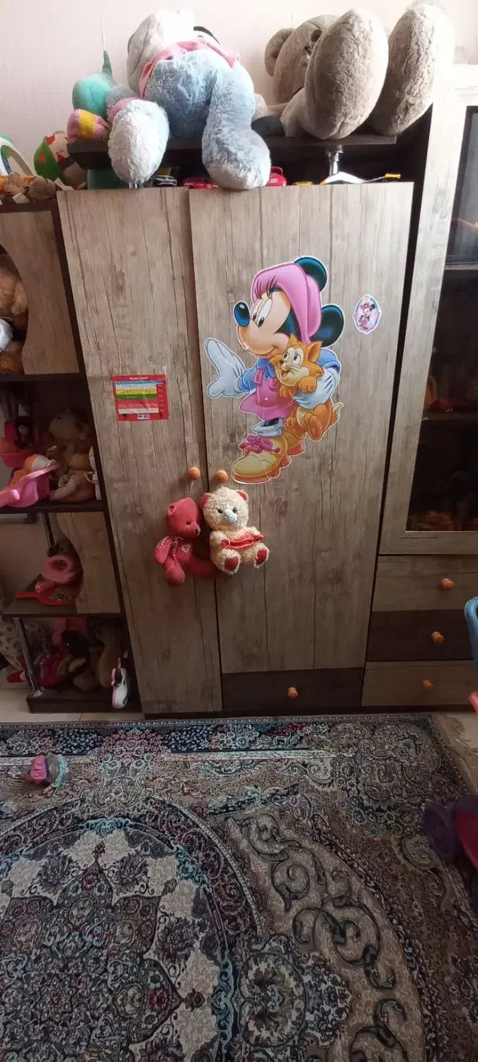 سرویس خواب|تخت و سرویس خواب|شیراز, درکی|دیوار