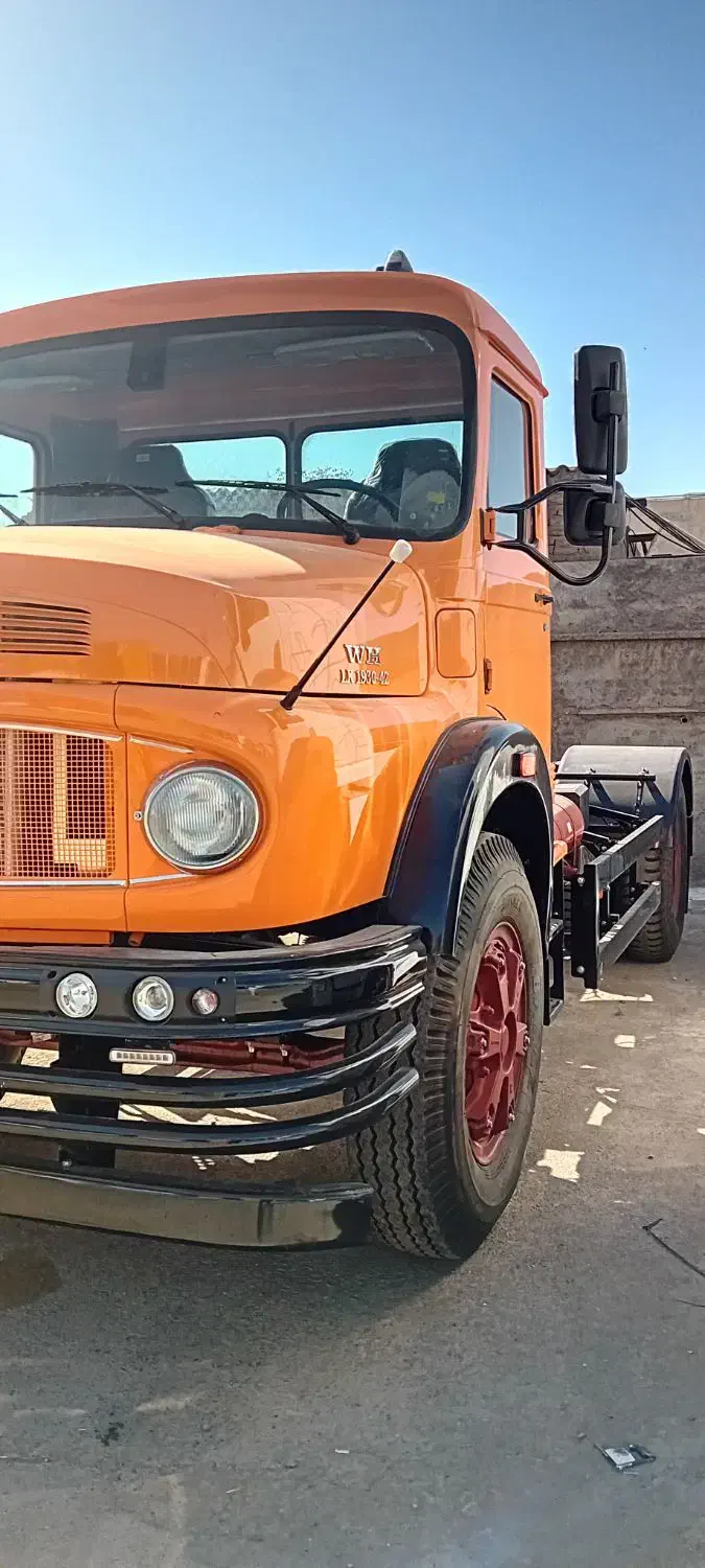 کامیون بنز تک کمپرسی مدل ۴۰۴ خشک شاسی|خودرو سنگین|تهران, امیریه|دیوار