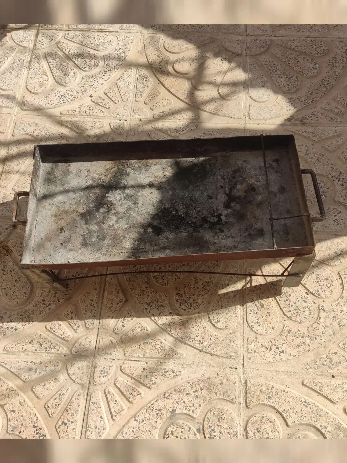 منقل|ظروف پخت‌وپز|ایلام, |دیوار