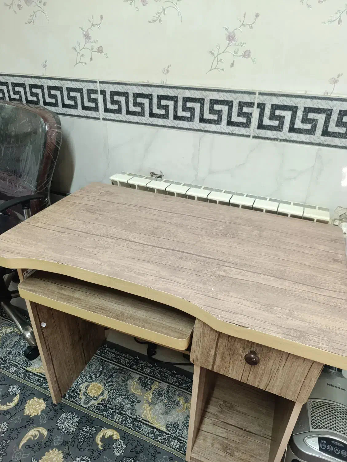 میز کامپیوتر در حد نو ام دی اف|میز تحریر و کامپیوتر|قم, پردیسان|دیوار