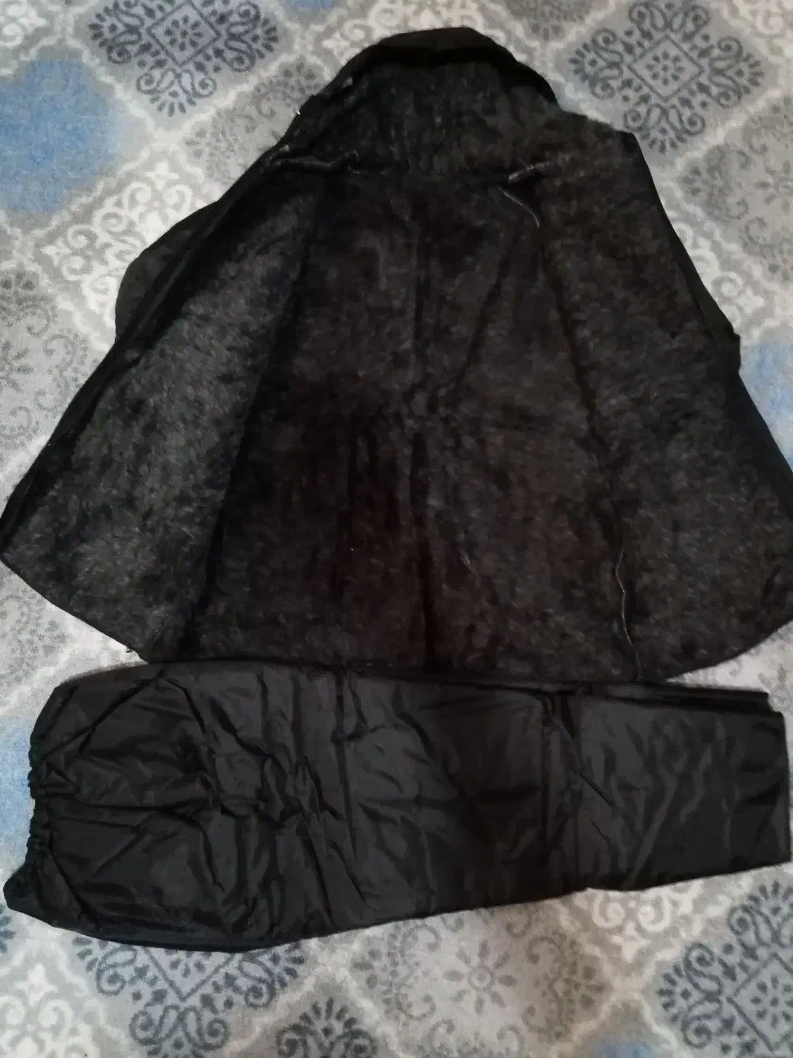 بادگیر خز دار|لباس|مشکین‌دشت, |دیوار