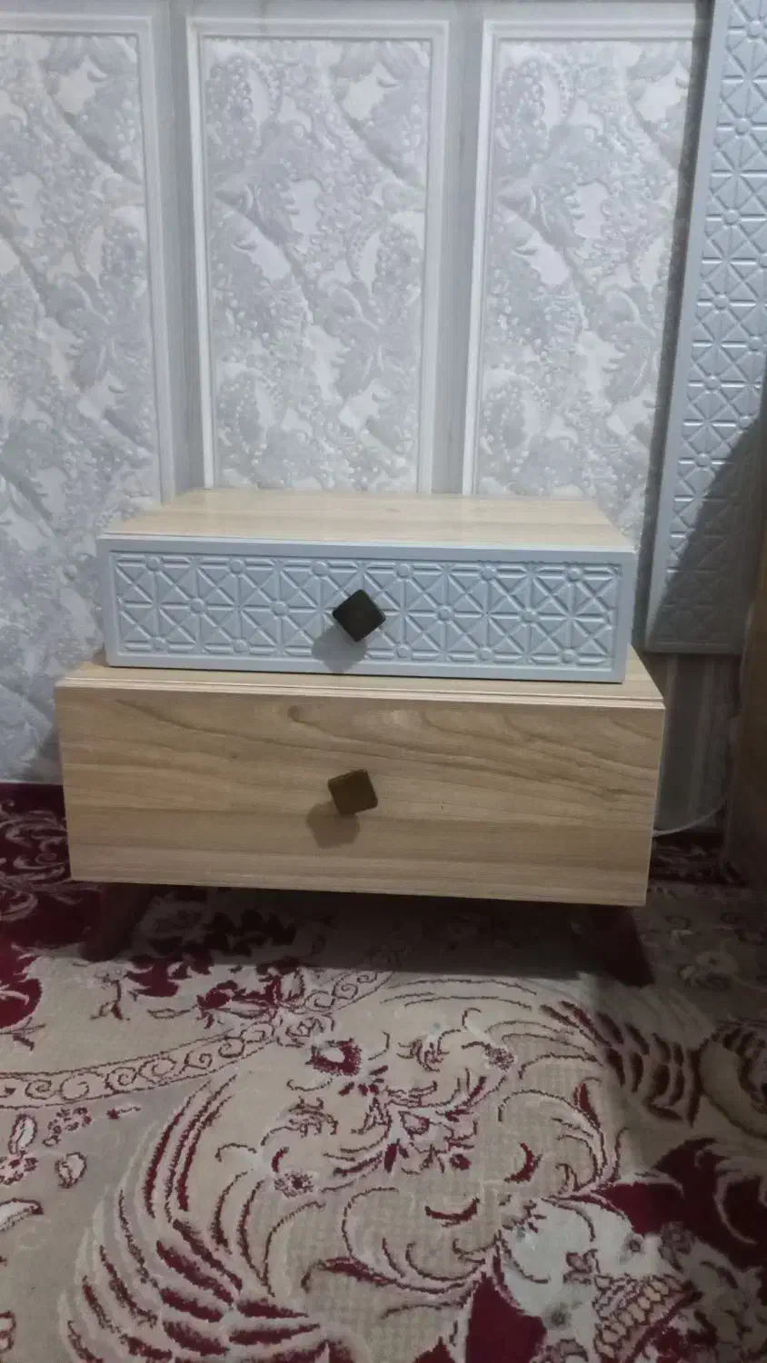 سرویس خواب|تخت و سرویس خواب|شیراز, کوشک میدان|دیوار