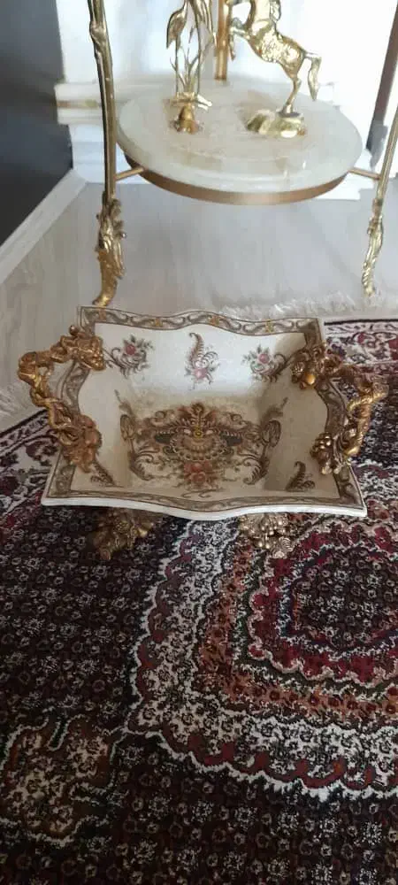 کشکول زیر خاکی|کلکسیون اشیاء عتیقه|تبریز, |دیوار