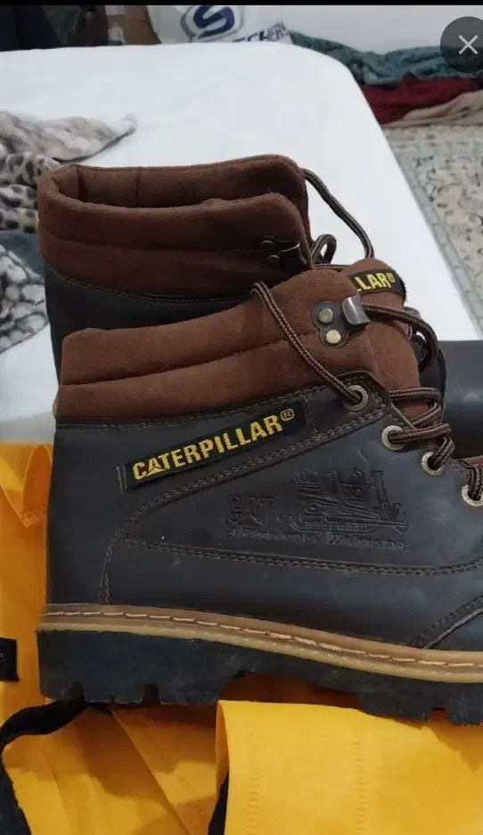 کفش کوهنوردی|کیف، کفش، کمربند|اصفهان, بهارستان|دیوار