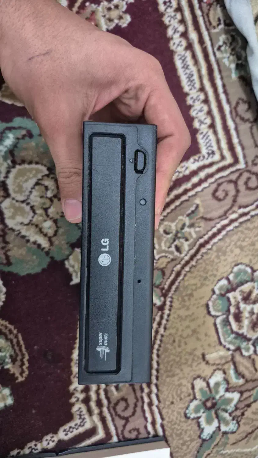 dvd drive|قطعات و لوازم جانبی رایانه|رباط‌کریم, رباط‌کریم|دیوار