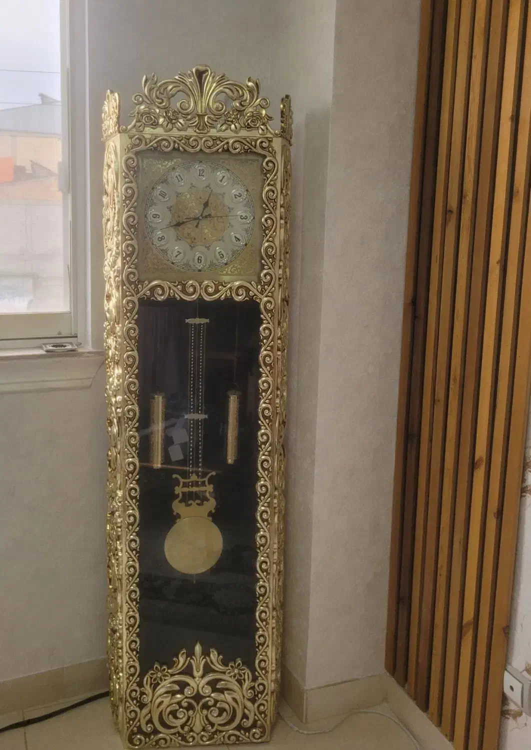 ساعت ایستاده|ساعت دیواری و تزئینی|لاهیجان, کوی آزادگان|دیوار