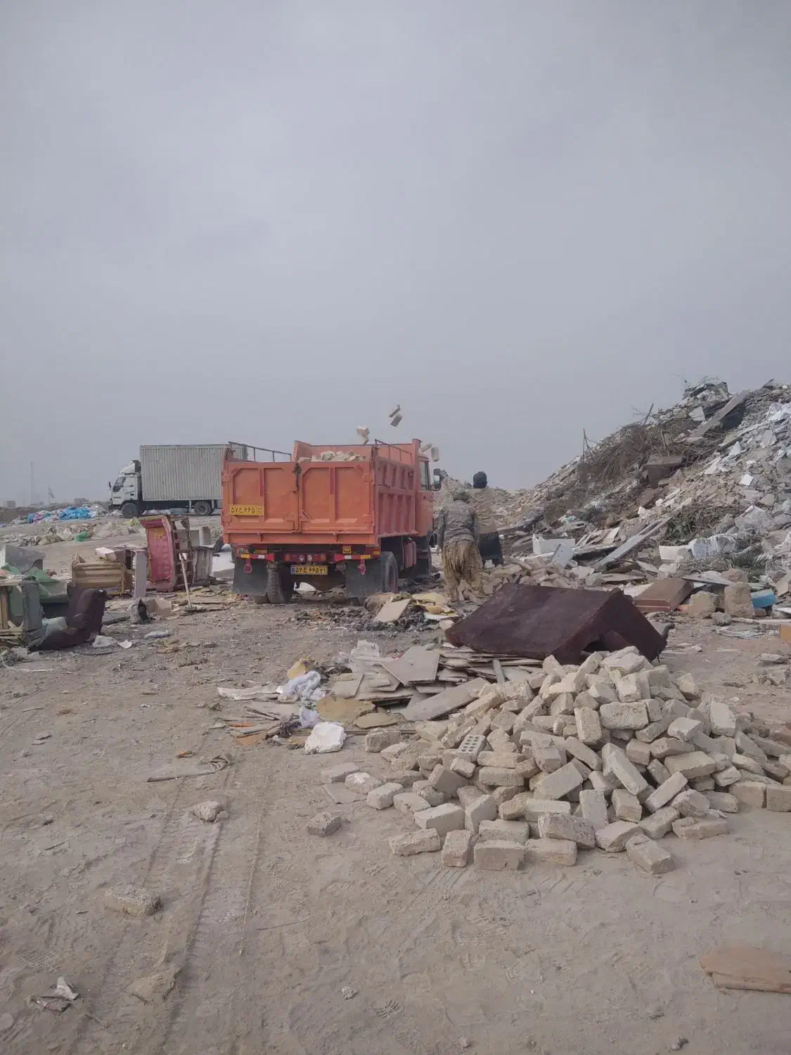 خاور مصالح ساختمانی آجردسته دوم|خدمات حمل و نقل|پیشوا, |دیوار