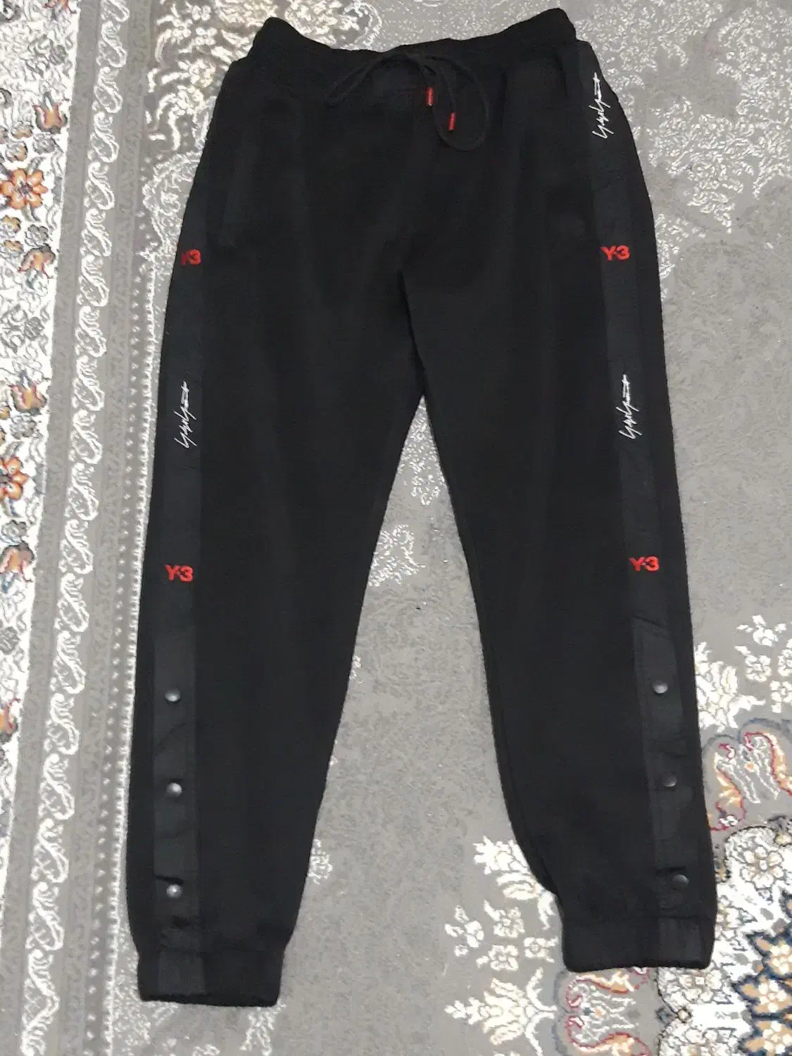 اسلش|لباس|لشت نشا, |دیوار