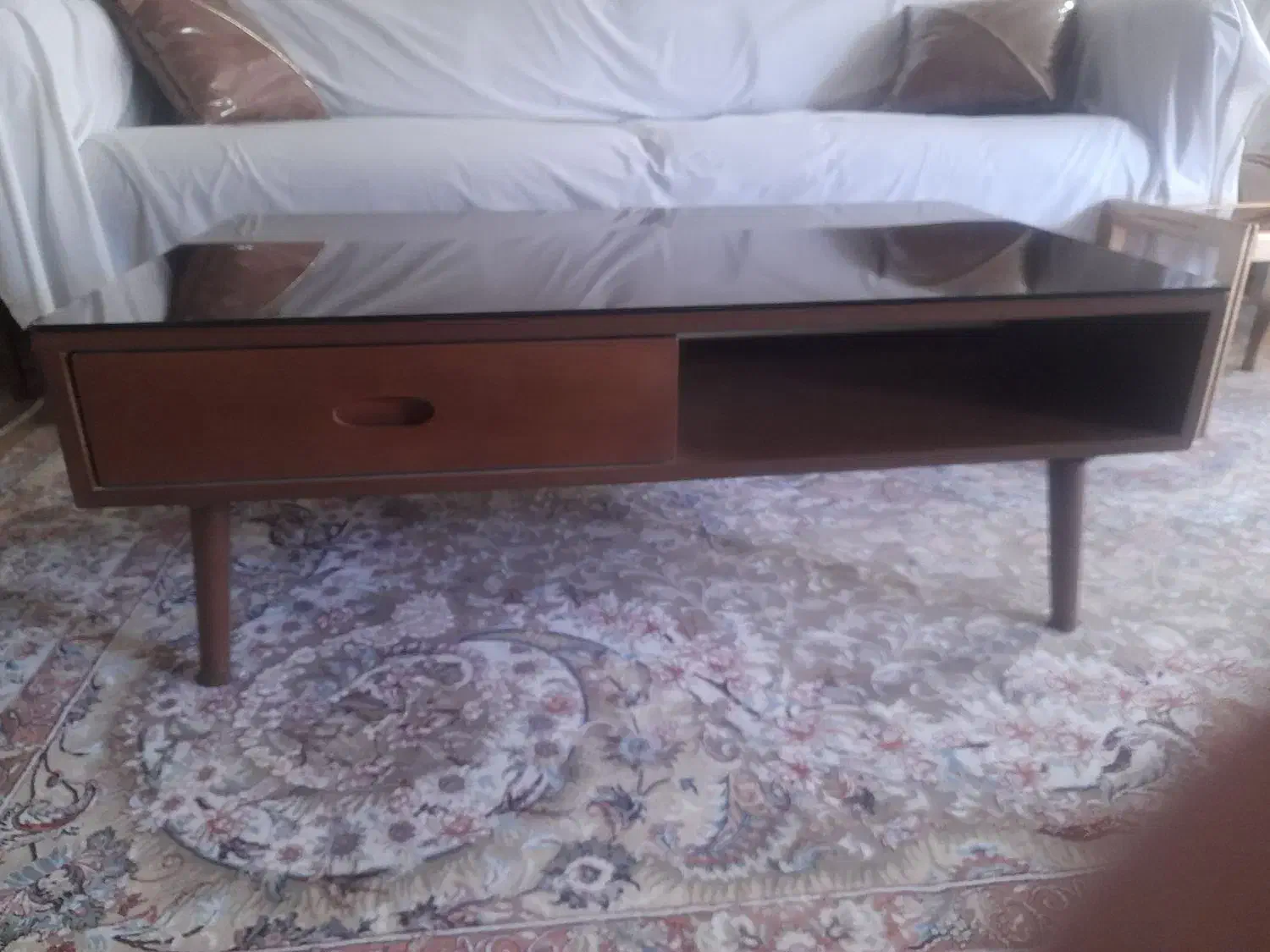 میز با دو تا عسلی|مبلمان خانگی و میز عسلی|دلیجان, |دیوار