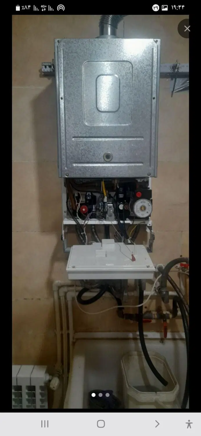 پکیج شوفاژ آبگرمکن خراب کهنه فروش و خریدار|آبگرمکن، پکیج، شوفاژ|کرمانشاه, |دیوار