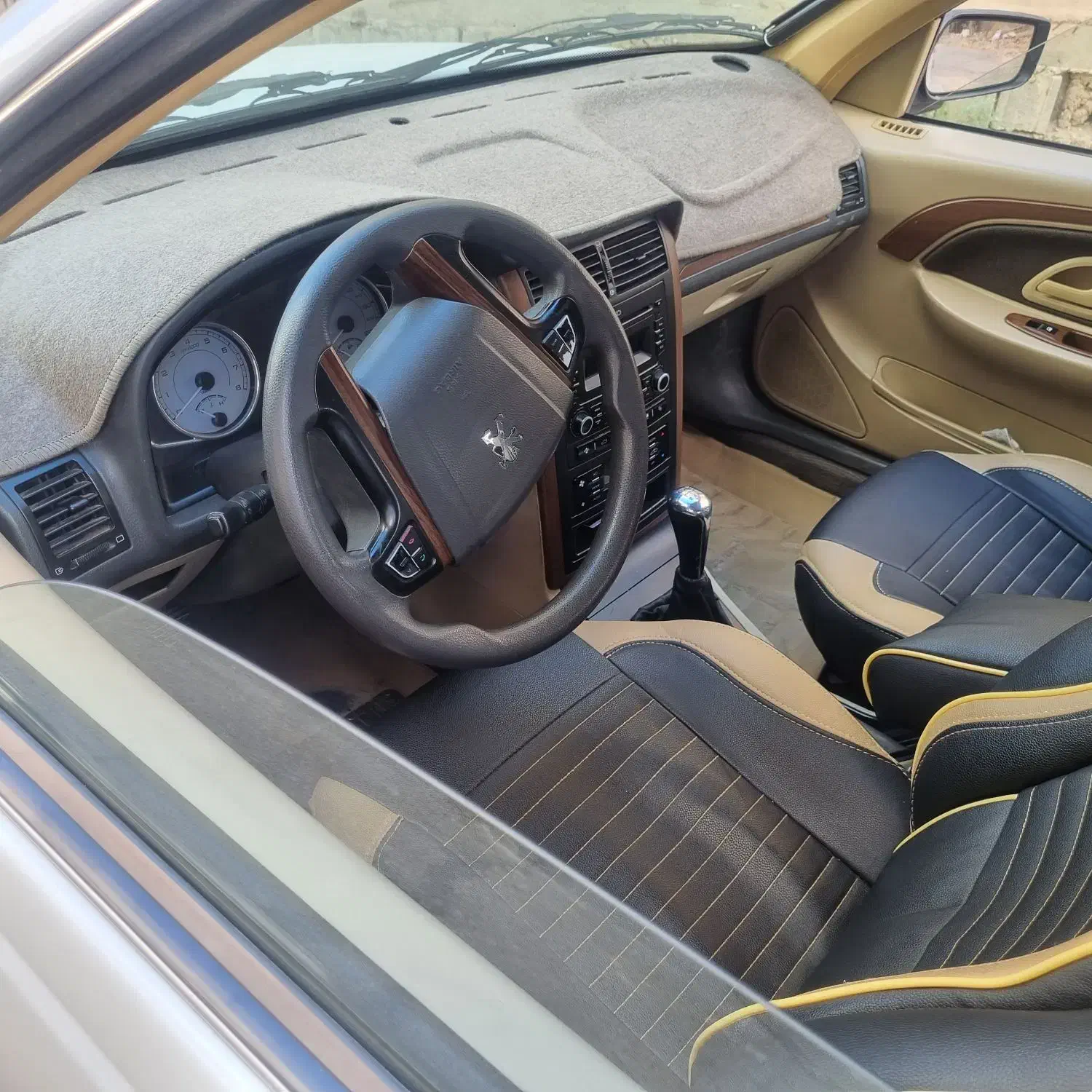 پارس سال۹۸|خودرو سواری و وانت|صدرا-فارس, فاز ۱|دیوار