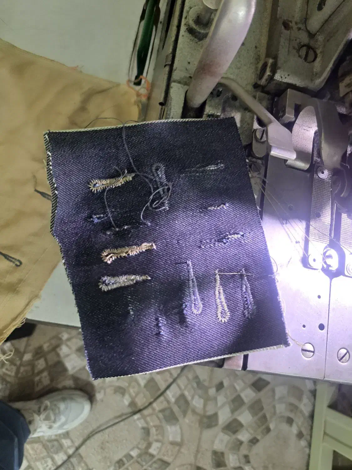 چرخ خیاطی صنعتی مادگی چشمی مینروا پ ۲|چرخ خیاطی و ریسندگی|تهران, سجاد|دیوار