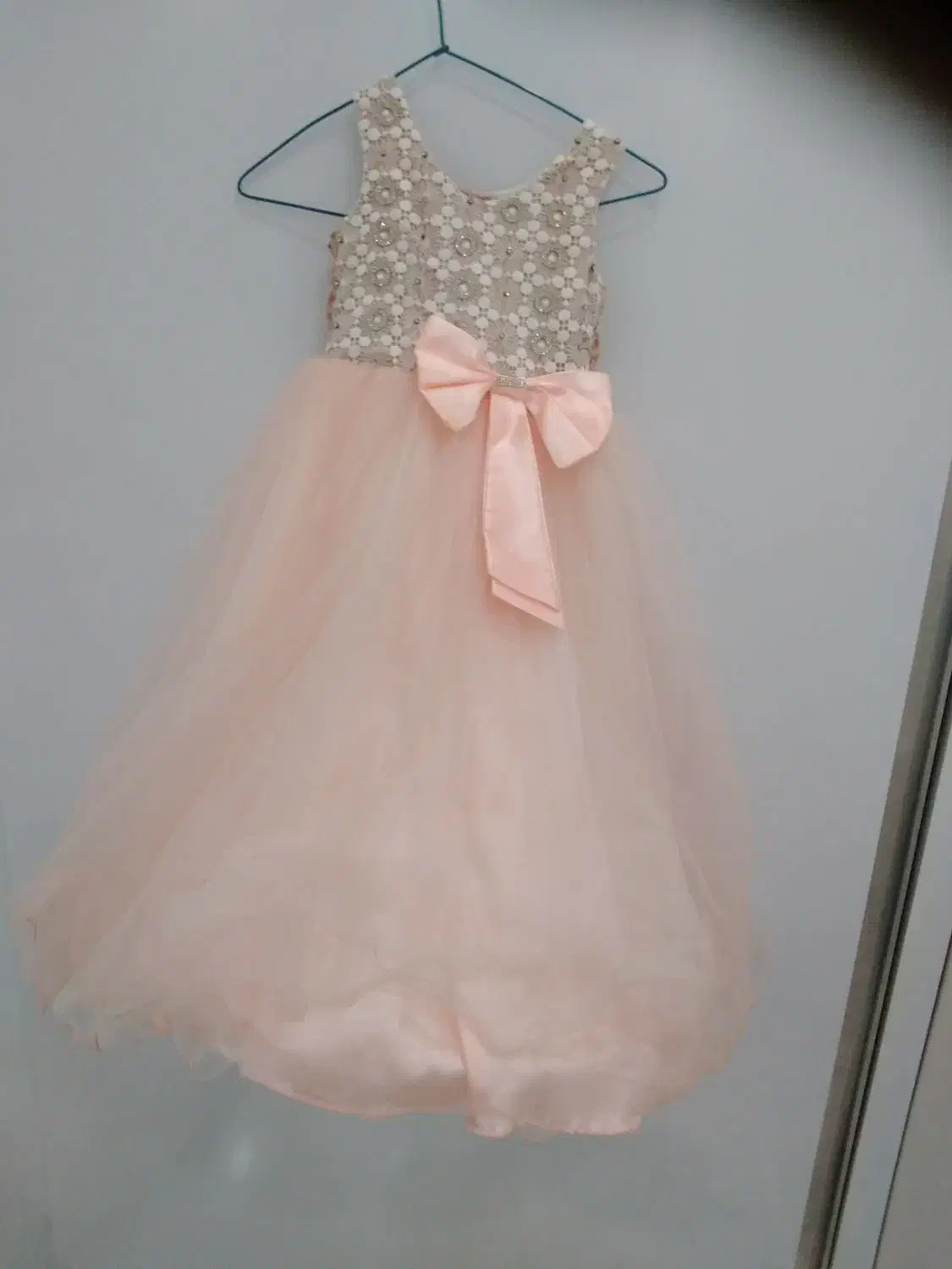 لباس مجلسی|کفش و لباس بچه|مراغه, |دیوار