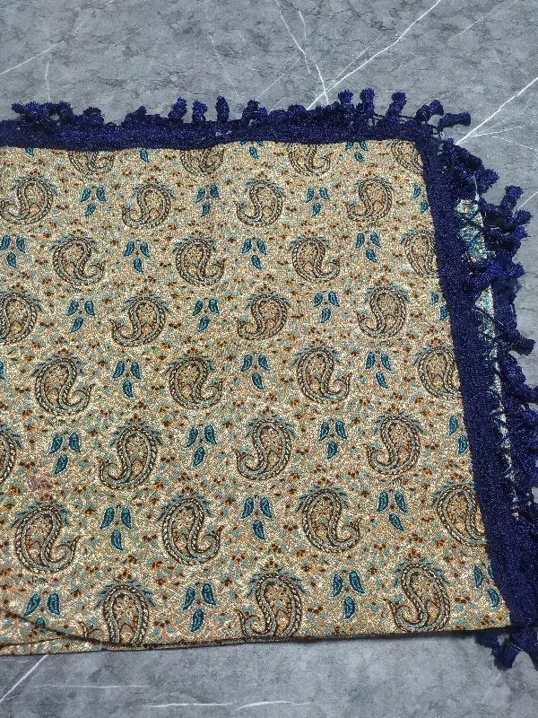 رو میزی ۱×۱|روفرشی|شیراز, سینما سعدی|دیوار