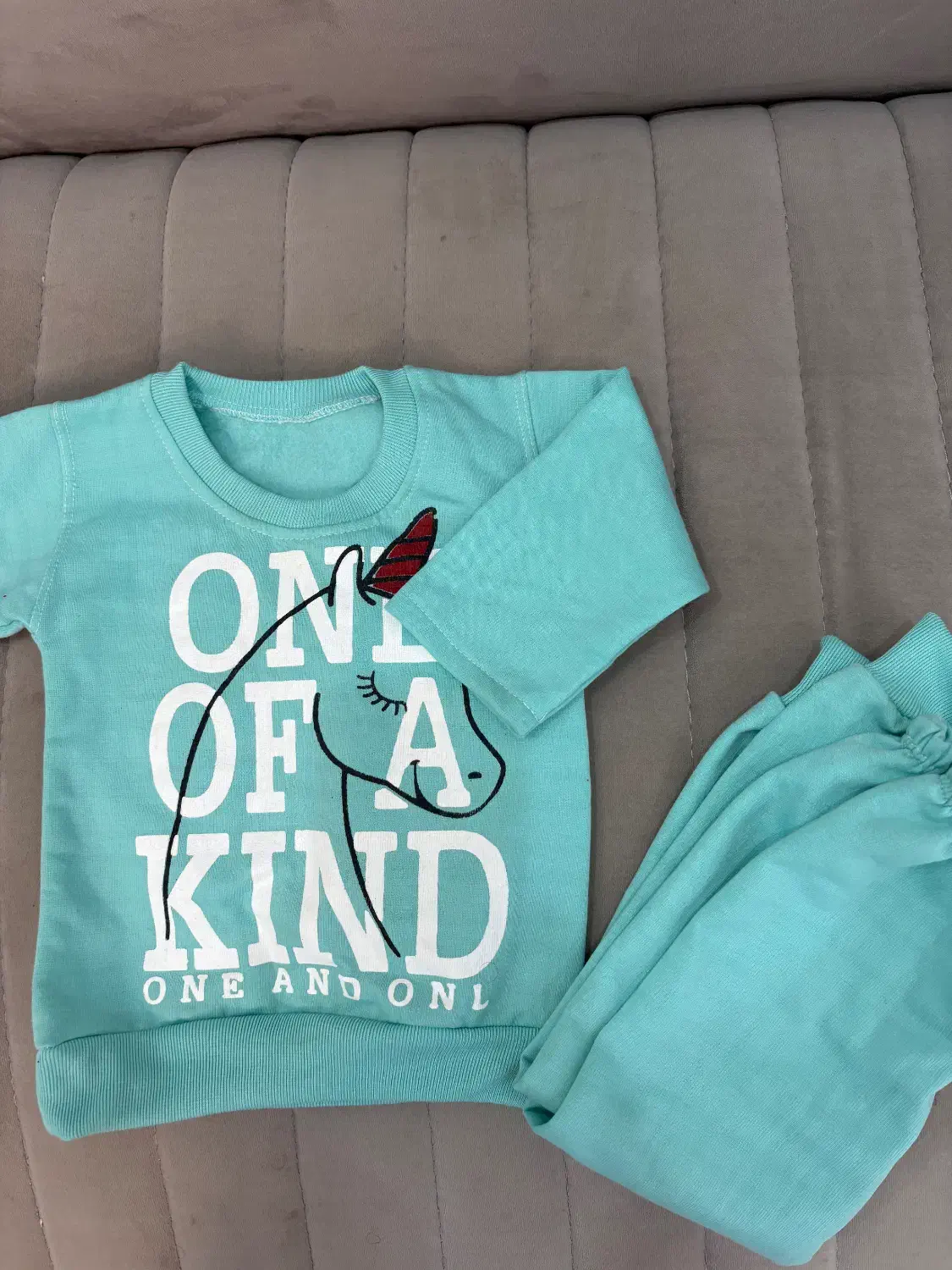 بلوز شلوار کاملا نو|کفش و لباس بچه|رشت, جماران|دیوار