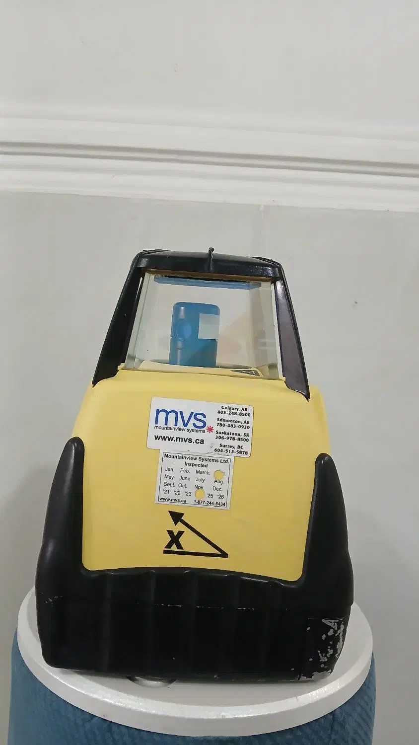 دوربین دوار لیزری  لایکا LEICA 410|ماشین‌آلات صنعتی|امیدیه, |دیوار