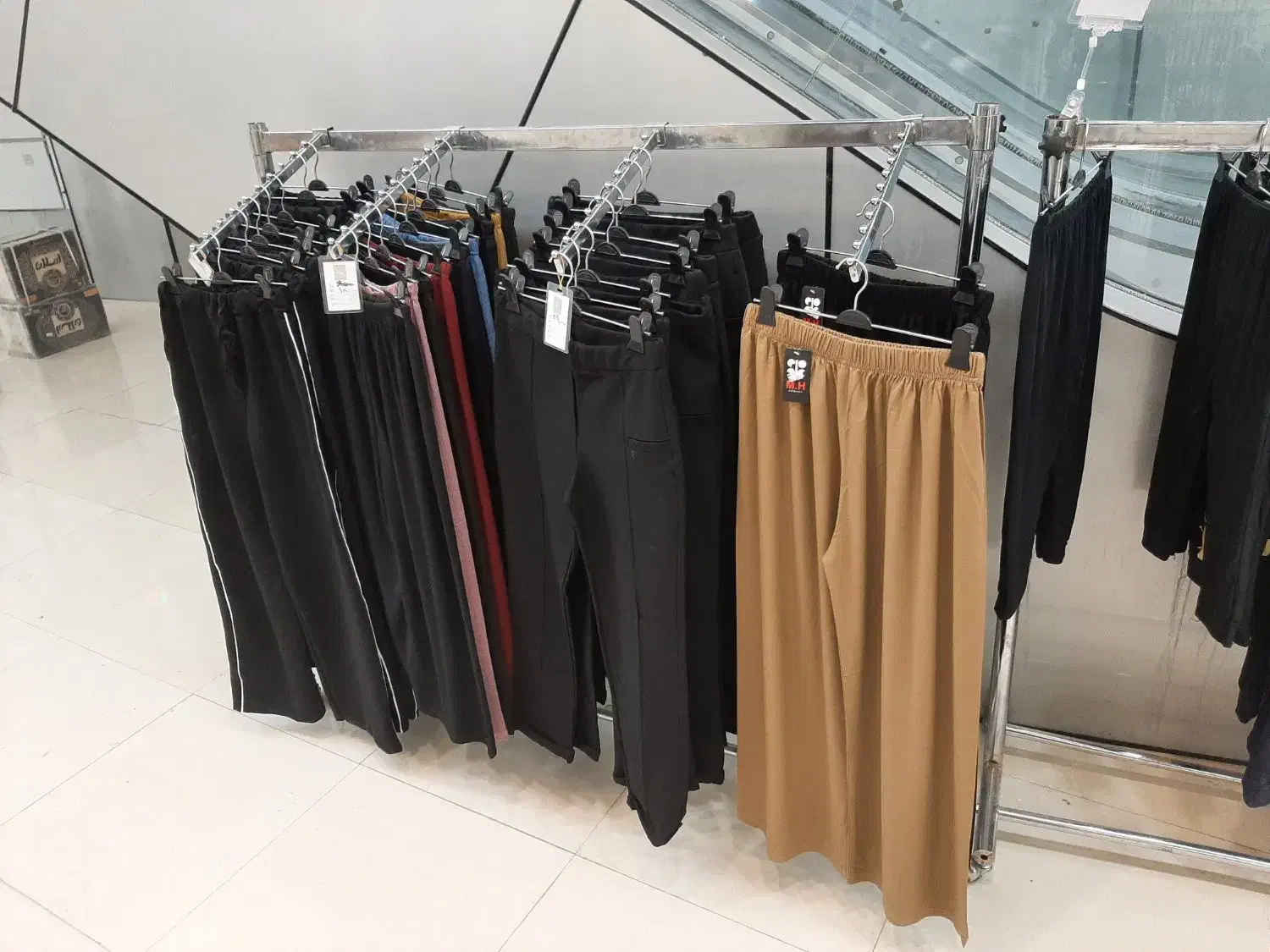 مانکن،رگال،کاوردوگیره،ستون ودستک،صندلی|فروشگاه و مغازه|زاهدان, |دیوار