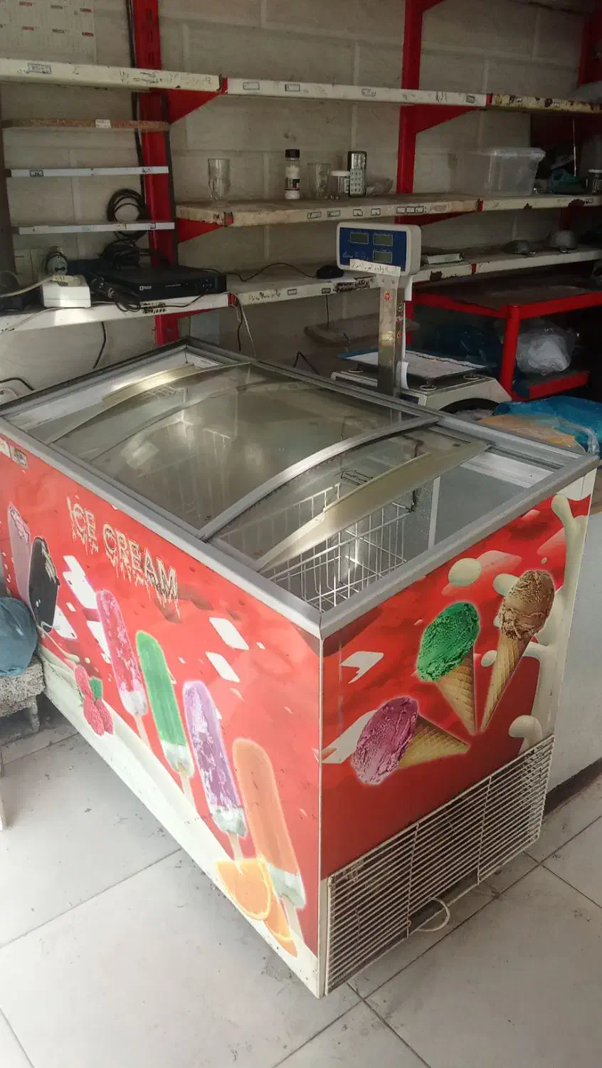 یخچال.    و یخچال فریزر بستنی|فروشگاه و مغازه|لنگرود, |دیوار