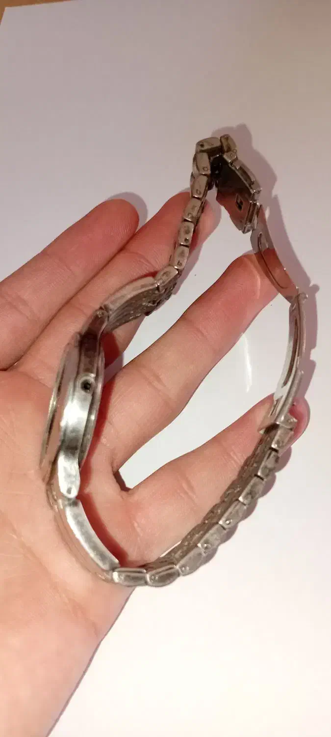 ساعت مچی اصل بدون ایراد|ساعت|سلماس, |دیوار