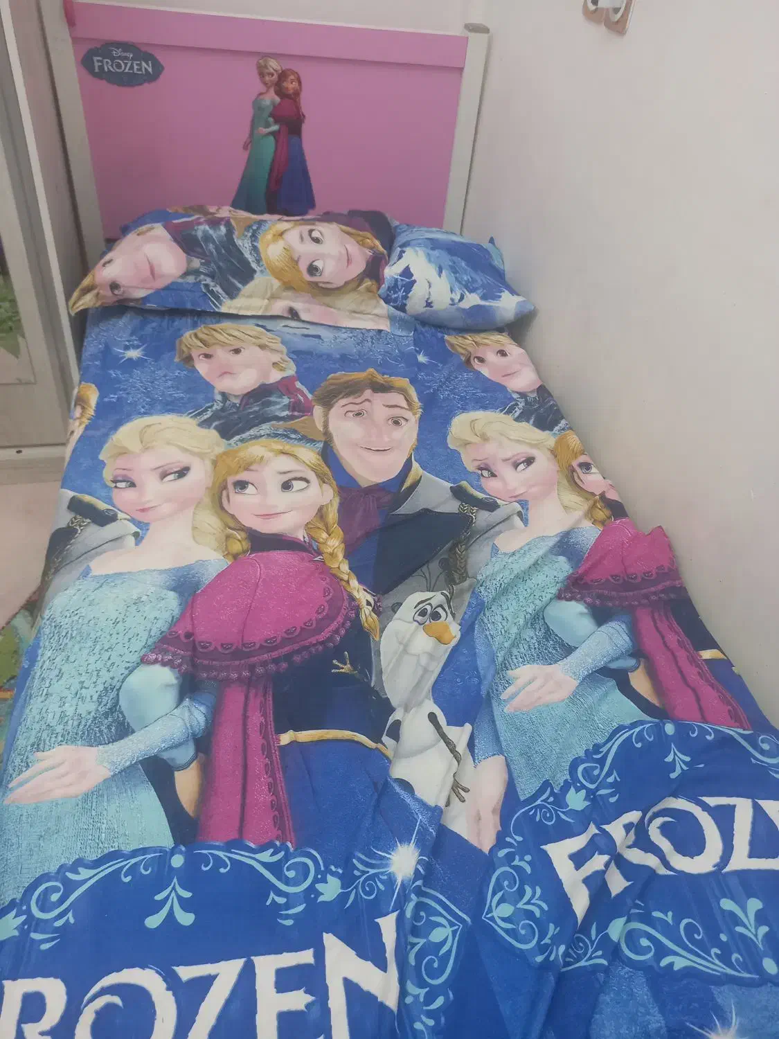 سرویس تخت وکمد کودک یا نوجوان سالم وخیلی تمیز|تخت و سرویس خواب|تهران, سنگلج (شاپور)|دیوار