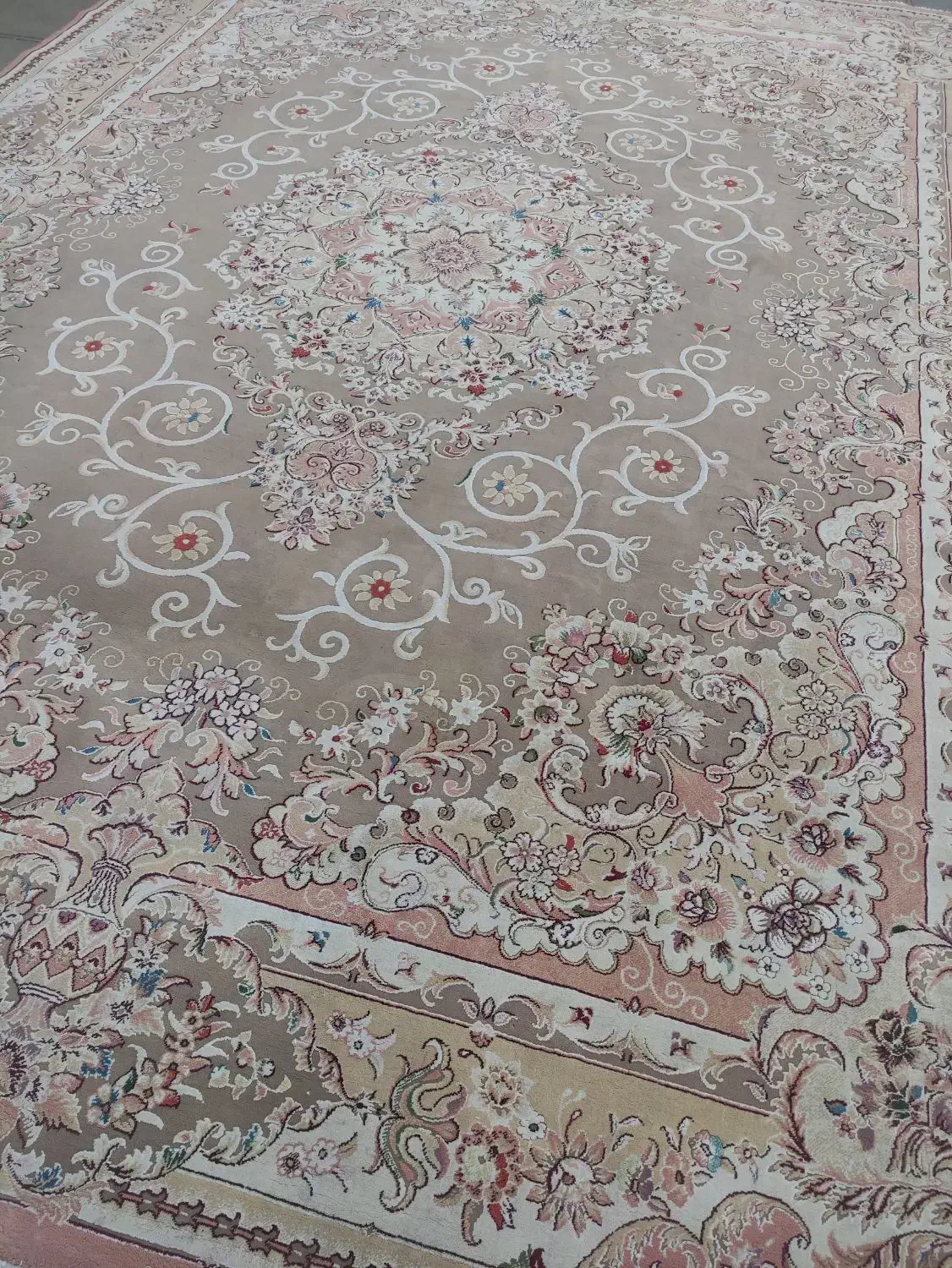 فرش|فرش|قم, زند آباد|دیوار