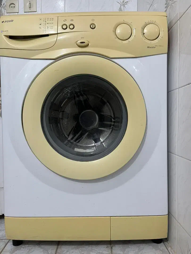 فروش لباسشویی آرچیلیک ترکیه دوازده میلیون|ماشین لباسشویی و خشک‌کن لباس|شیراز, شهرک ایثار|دیوار