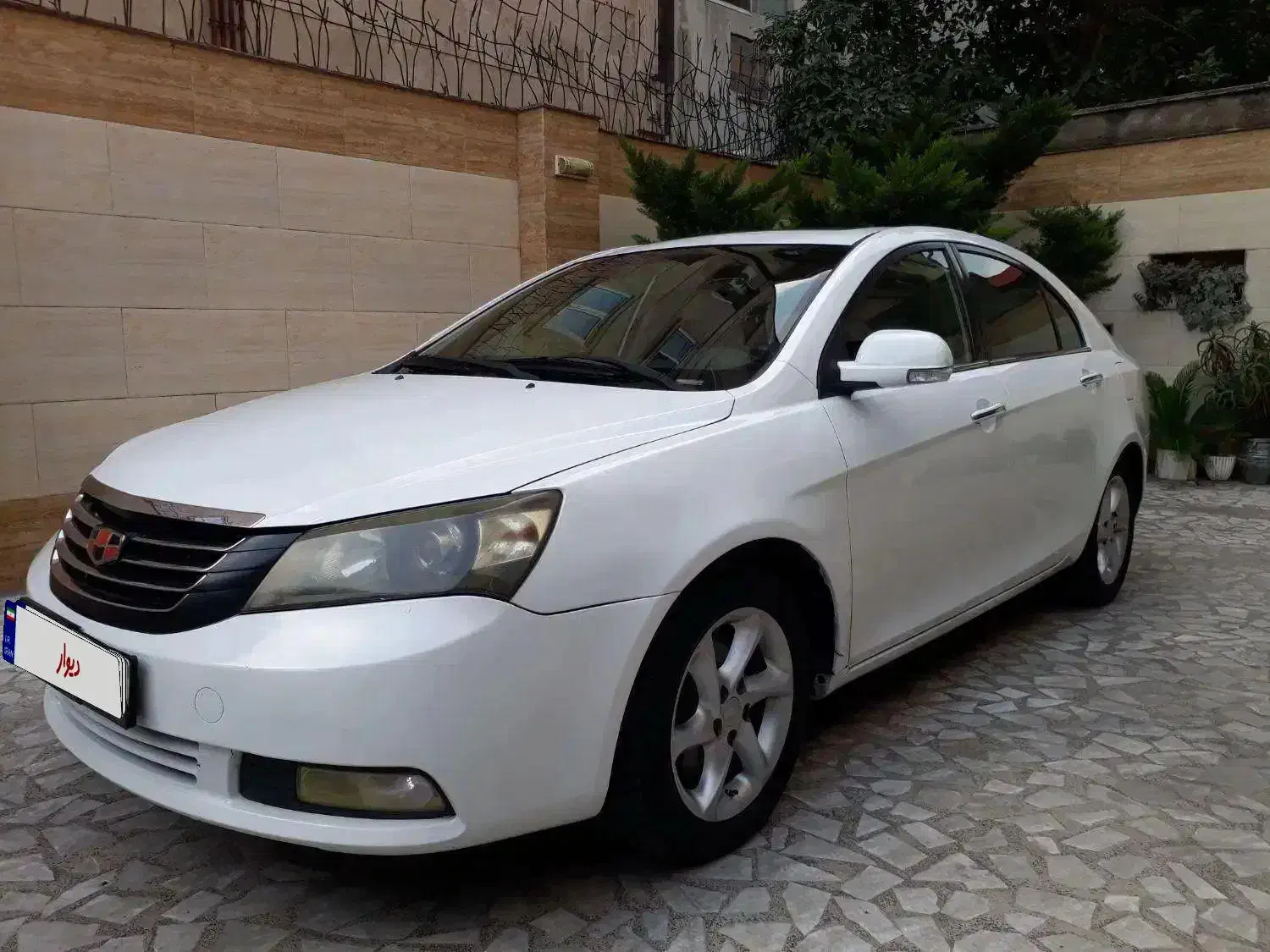 جیلی امگرند سالم پلاک ملی|خودرو سواری و وانت|رشت, فلسطین|دیوار