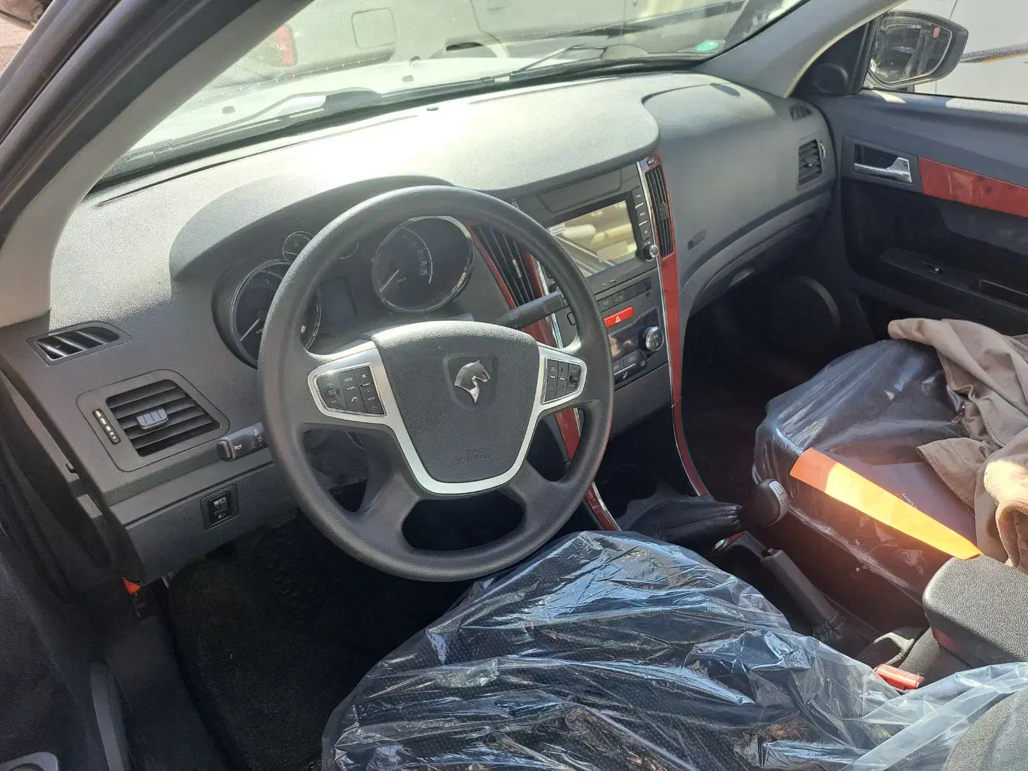 دنا پلاس ۵ دنده مدل ۱۴۰۴ در حد خشک|خودرو سواری و وانت|تبریز, |دیوار