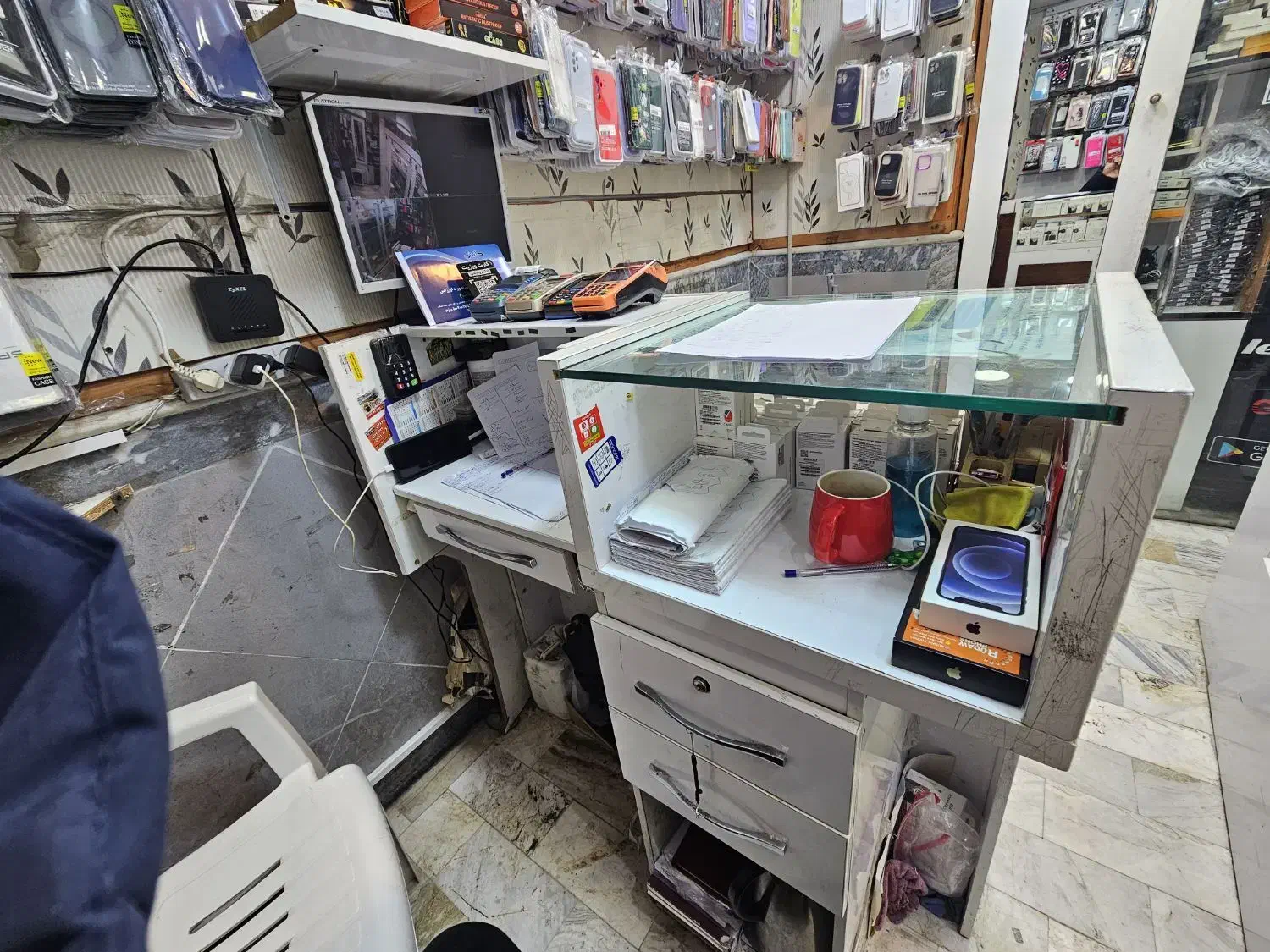 میز پیشخوان موبایل|فروشگاه و مغازه|تنکابن, |دیوار