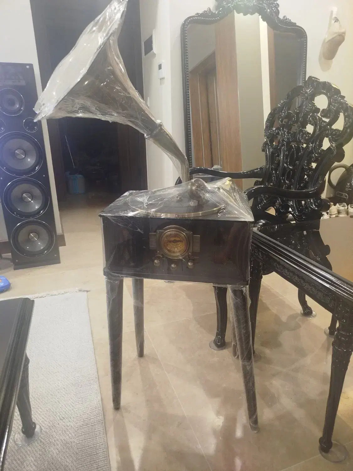 گرامافون پایه دار|سیستم صوتی خانگی|تهران, علم و صنعت|دیوار