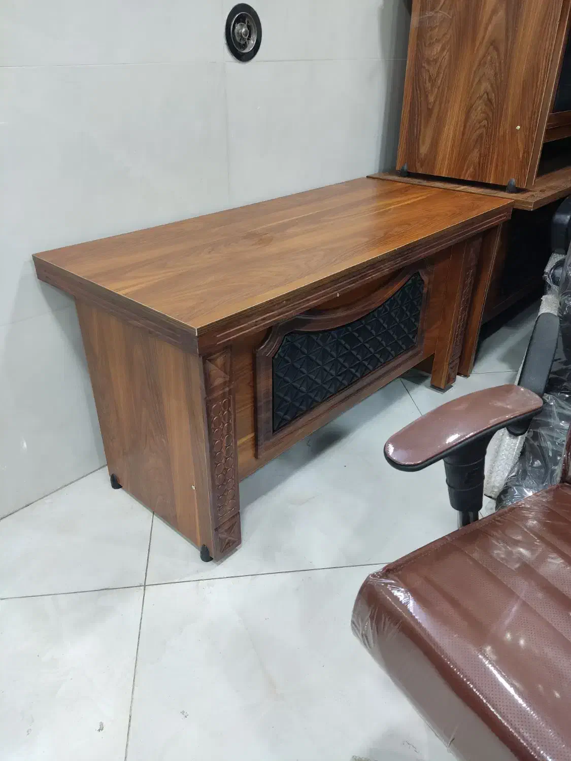 میز مدیریت|دفتر کار|سراب, |دیوار