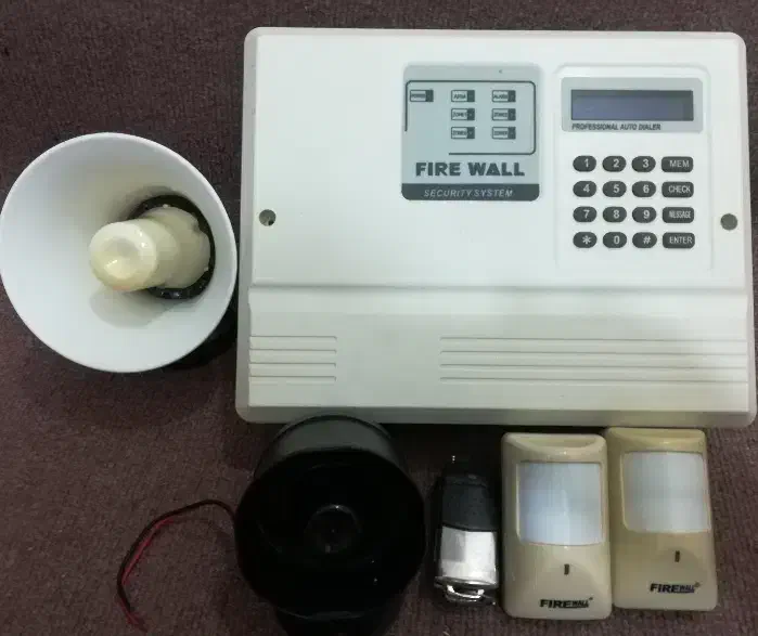 دزگیر خانه. مغازه|دوربین مداربسته|شوشتر, |دیوار