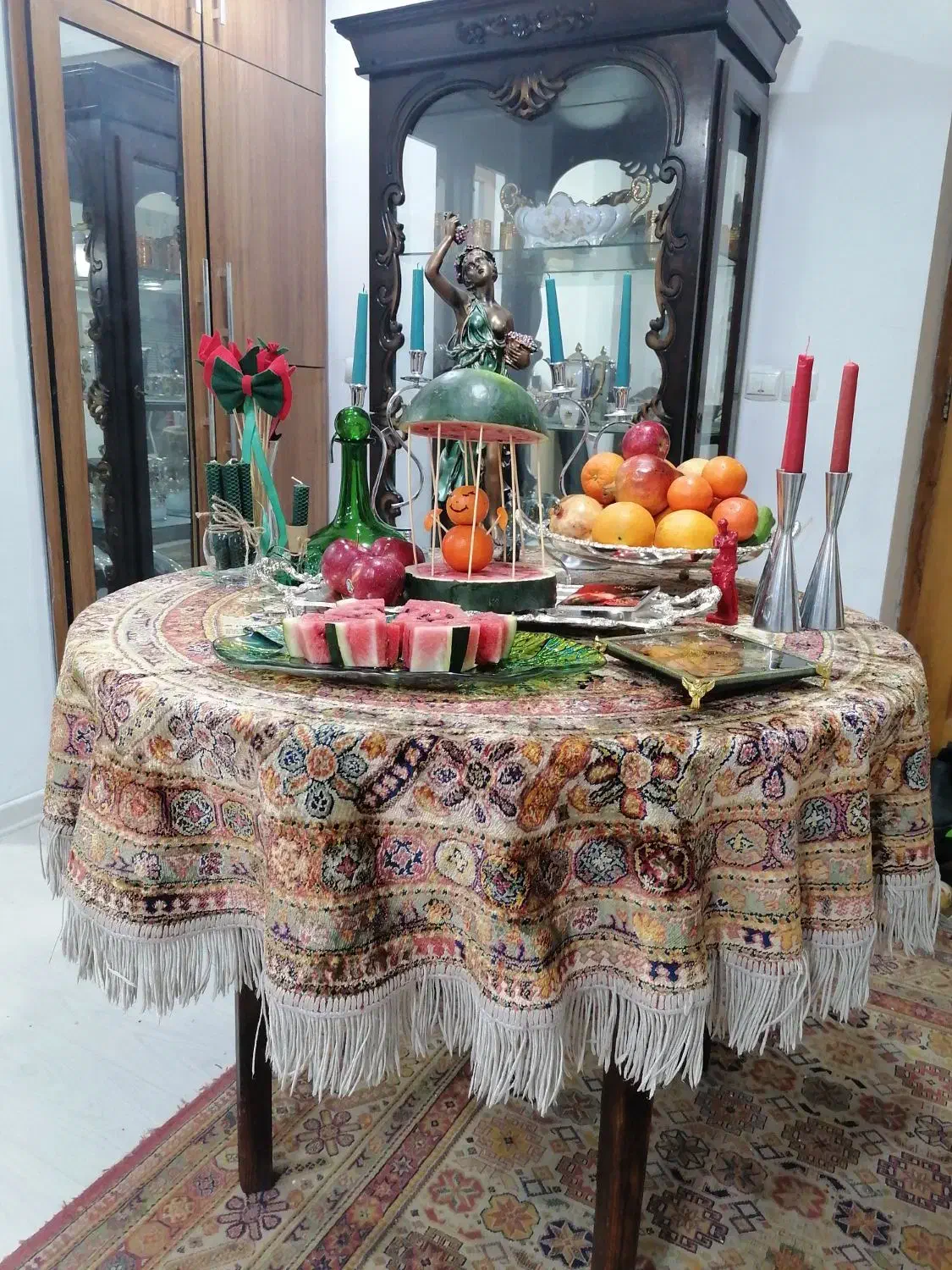 فرش ابریشم ماشینی|فرش|شیراز, معالی‌آباد|دیوار