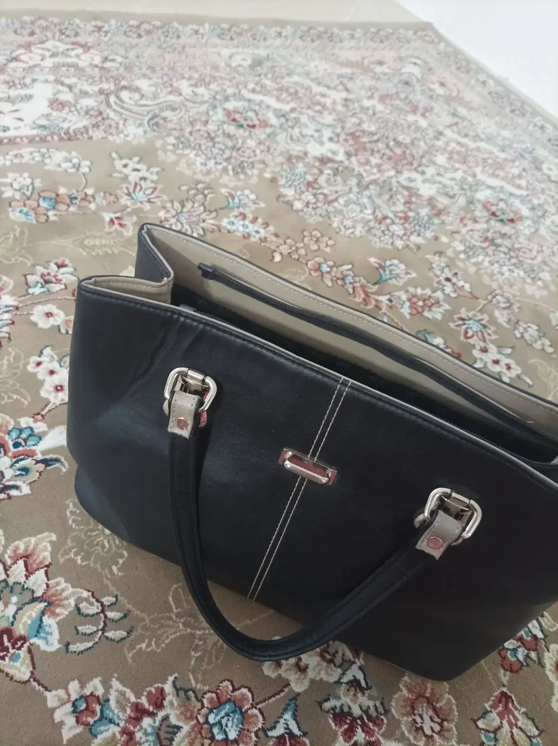 کیف .نو|کیف، کفش، کمربند|گلبهار, شهر جدید گلبهار|دیوار