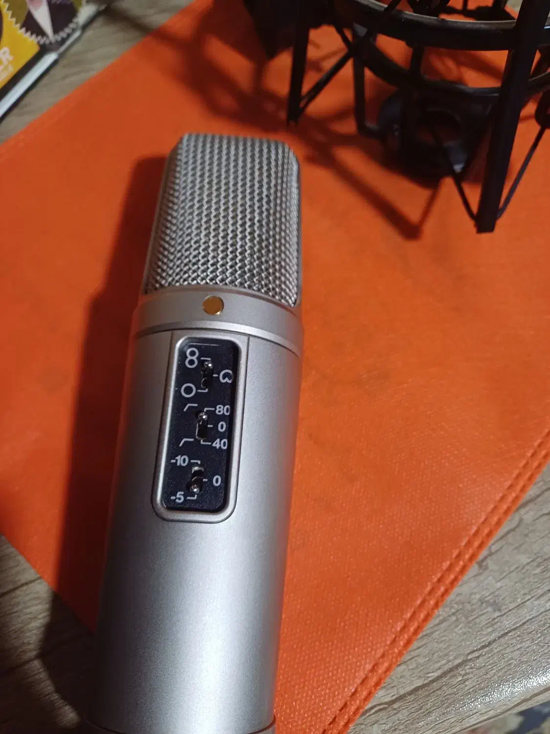 لوازم صدابرداری استودیو و میکسر تصویر حرفه‌ای|صوتی و تصویری|برخوار, |دیوار