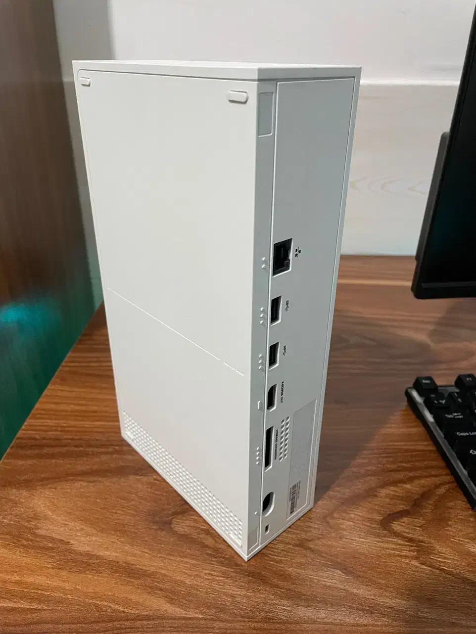 Xbox series s فقط ۱ماه کارکرده کاملا نو|کنسول، بازی ویدئویی و آنلاین|اراک, |دیوار