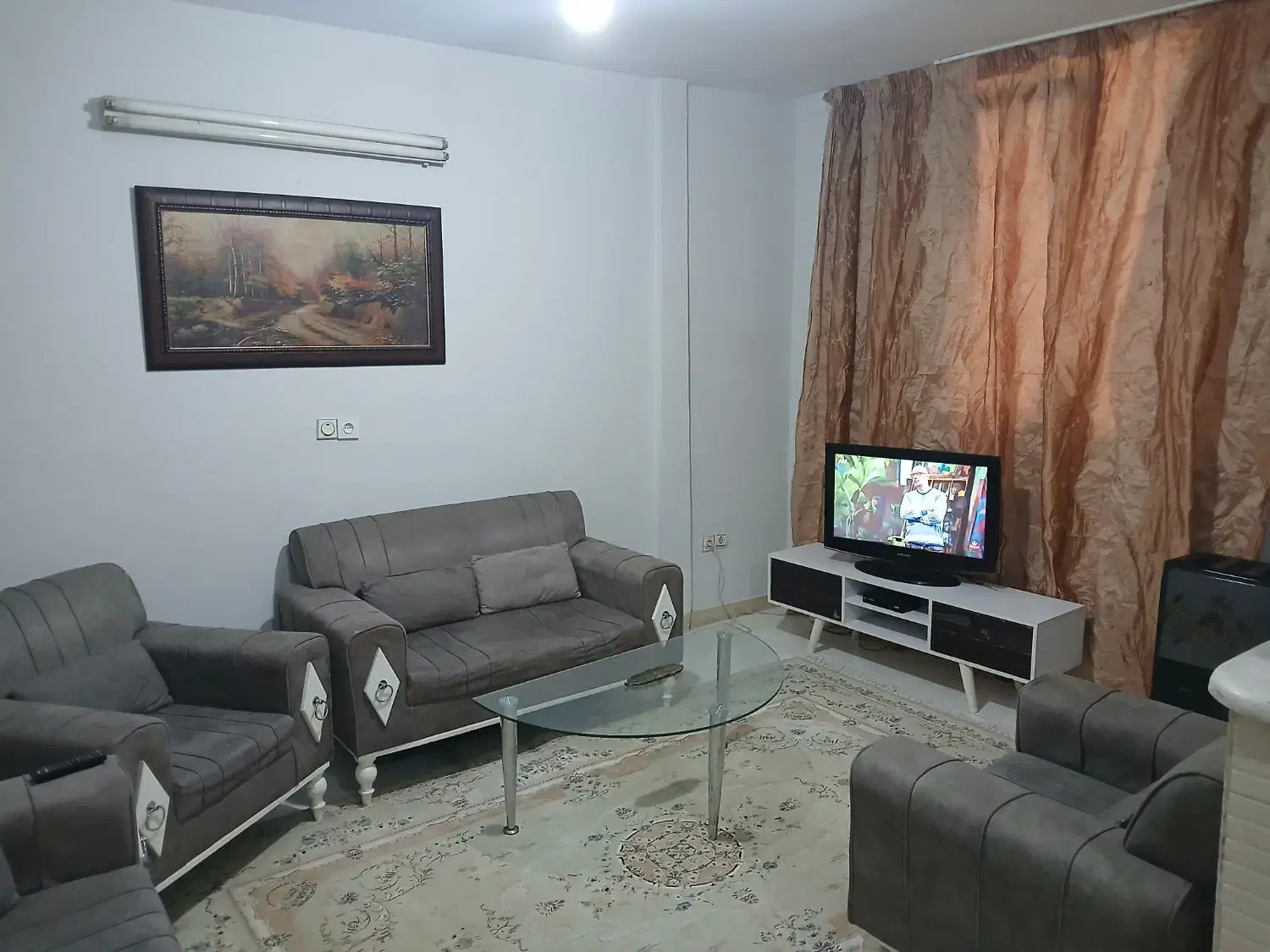 واحد مبله شیک و کاملا استریل و مجهز|اجارهٔ کوتاهمدت آپارتمان و سوئیت|کرج, حیدرآباد|دیوار